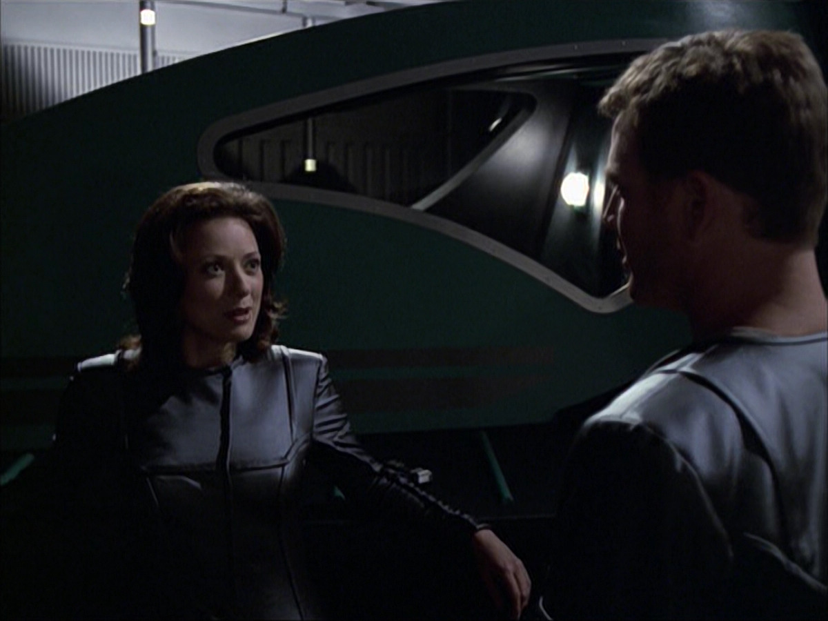 extant_StarTrek_VOY_6x05-Alice_01701.jpg