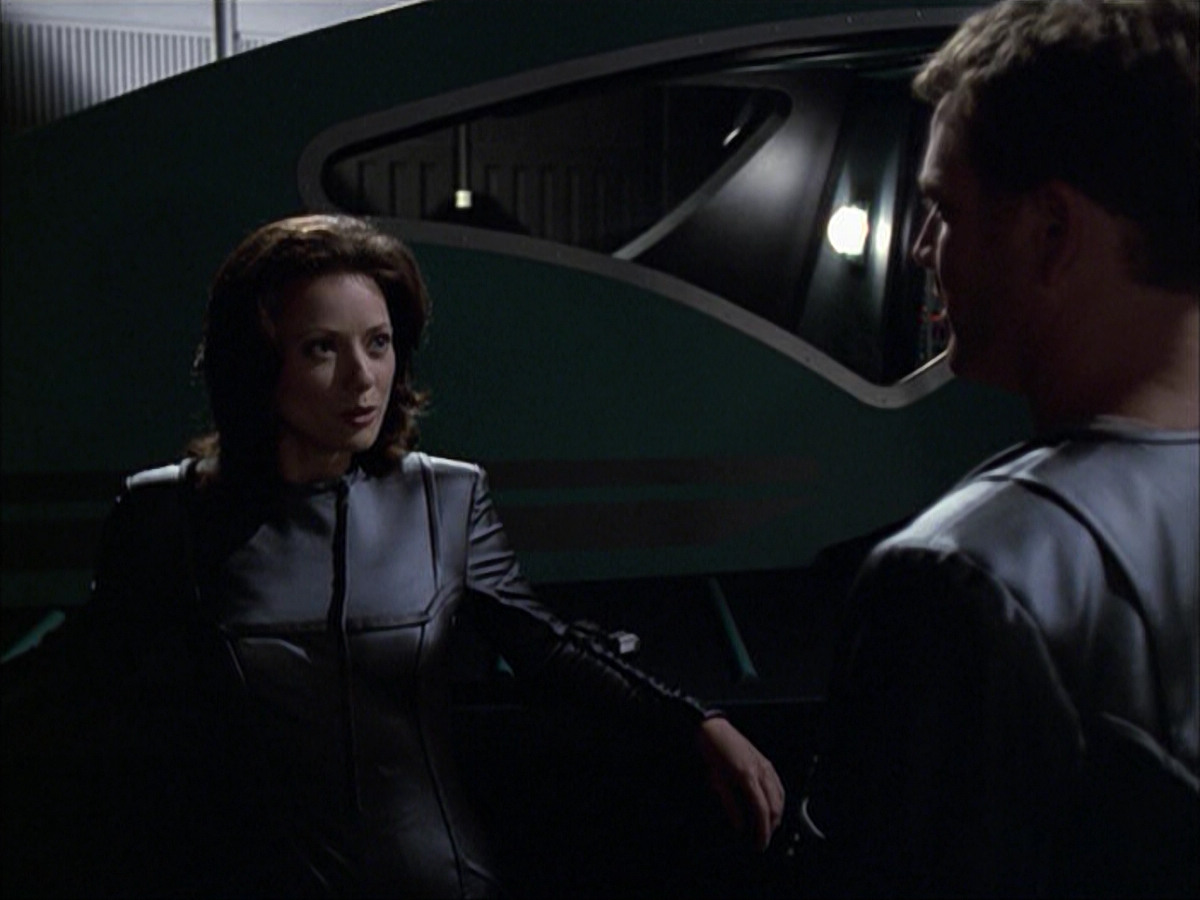 extant_StarTrek_VOY_6x05-Alice_01706.jpg