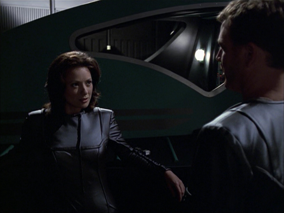 extant_StarTrek_VOY_6x05-Alice_01708.jpg