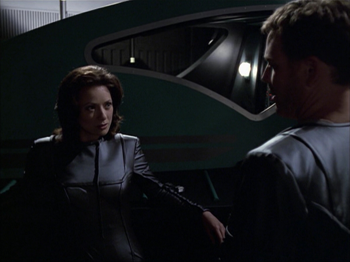 extant_StarTrek_VOY_6x05-Alice_01709.jpg