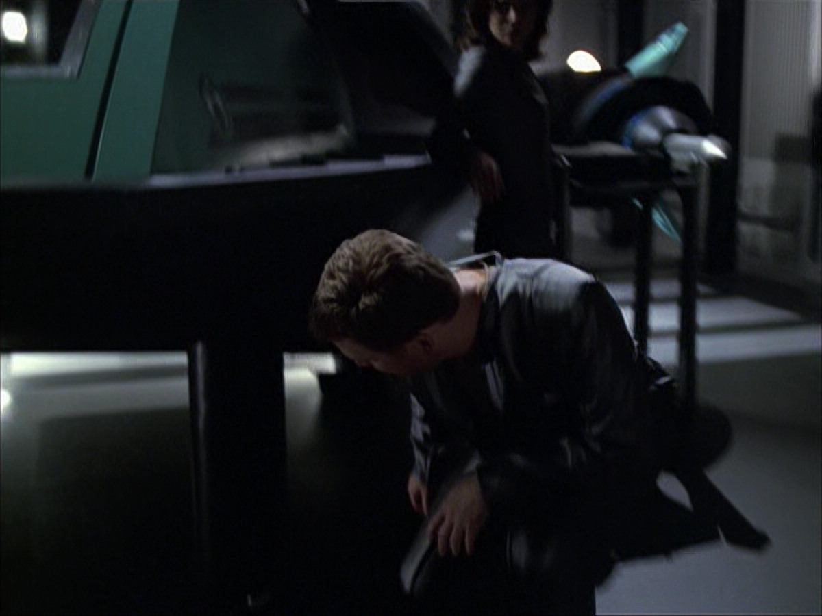 extant_StarTrek_VOY_6x05-Alice_01715.jpg