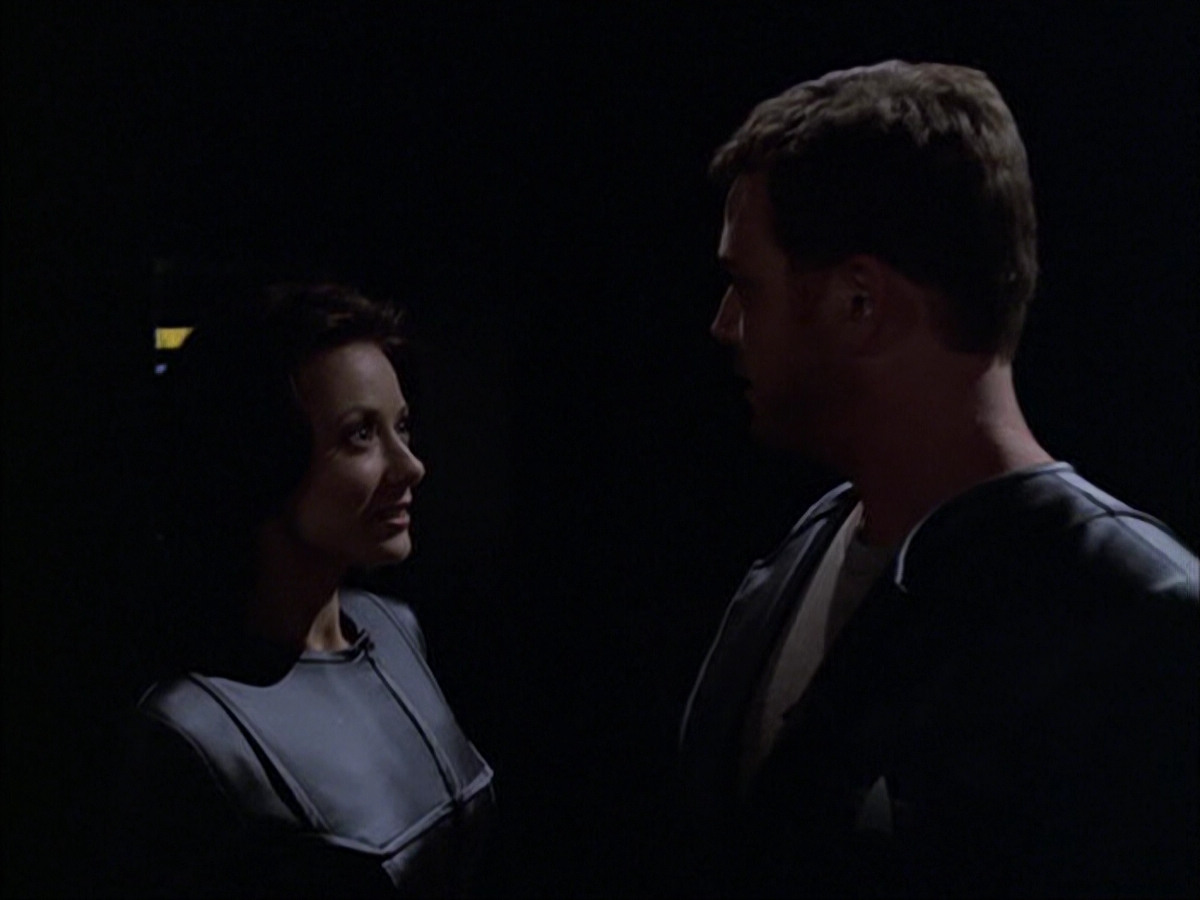 extant_StarTrek_VOY_6x05-Alice_01752.jpg