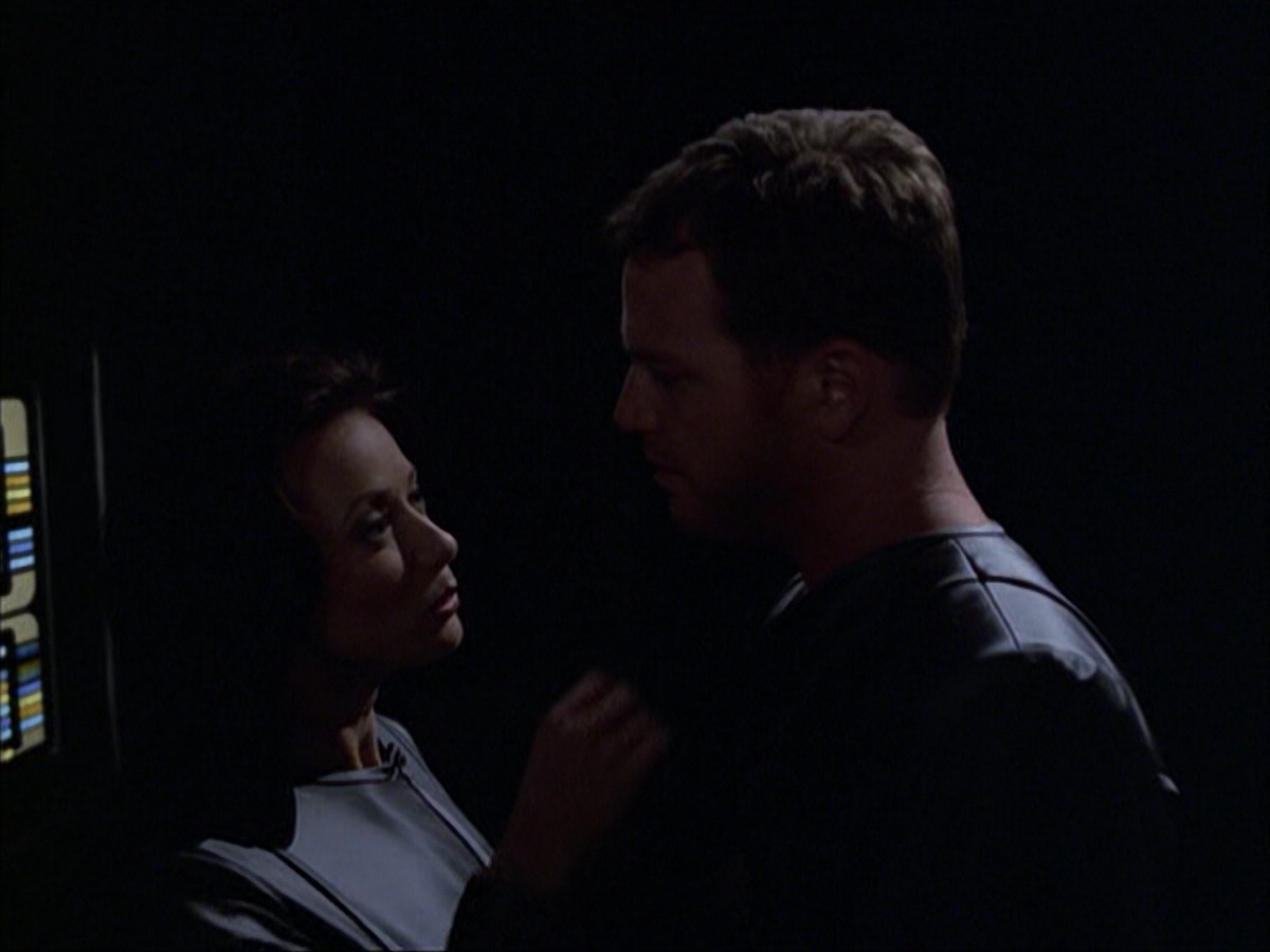 extant_StarTrek_VOY_6x05-Alice_01763.jpg