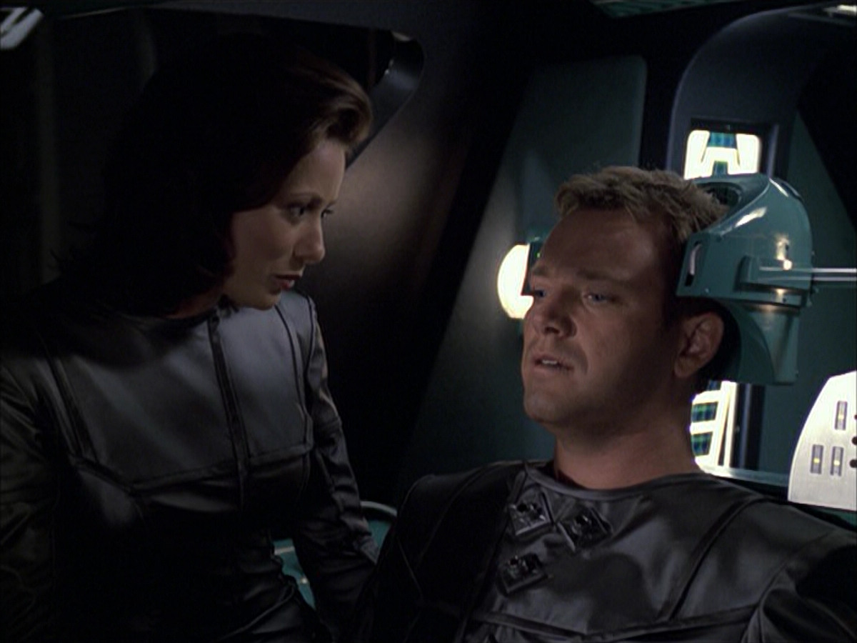 extant_StarTrek_VOY_6x05-Alice_01797.jpg