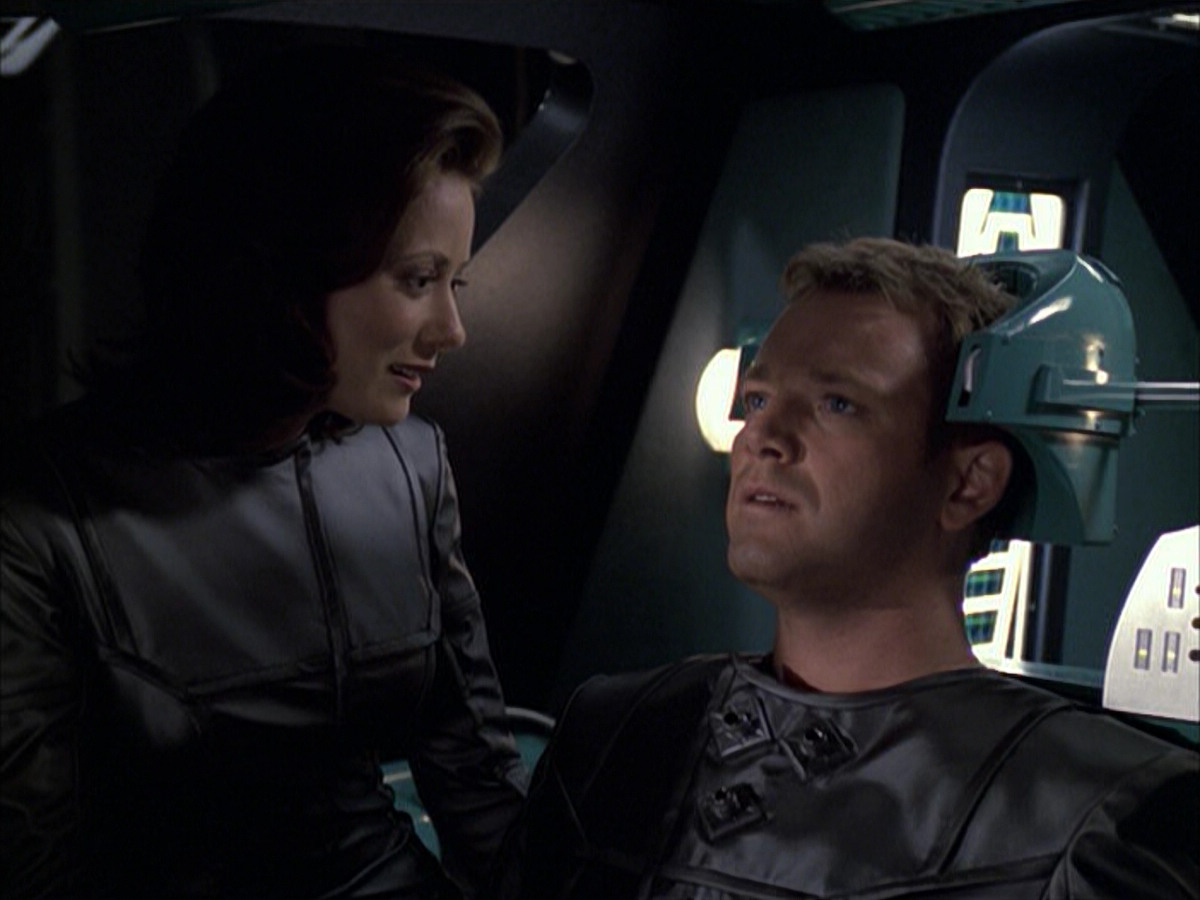 extant_StarTrek_VOY_6x05-Alice_01799.jpg
