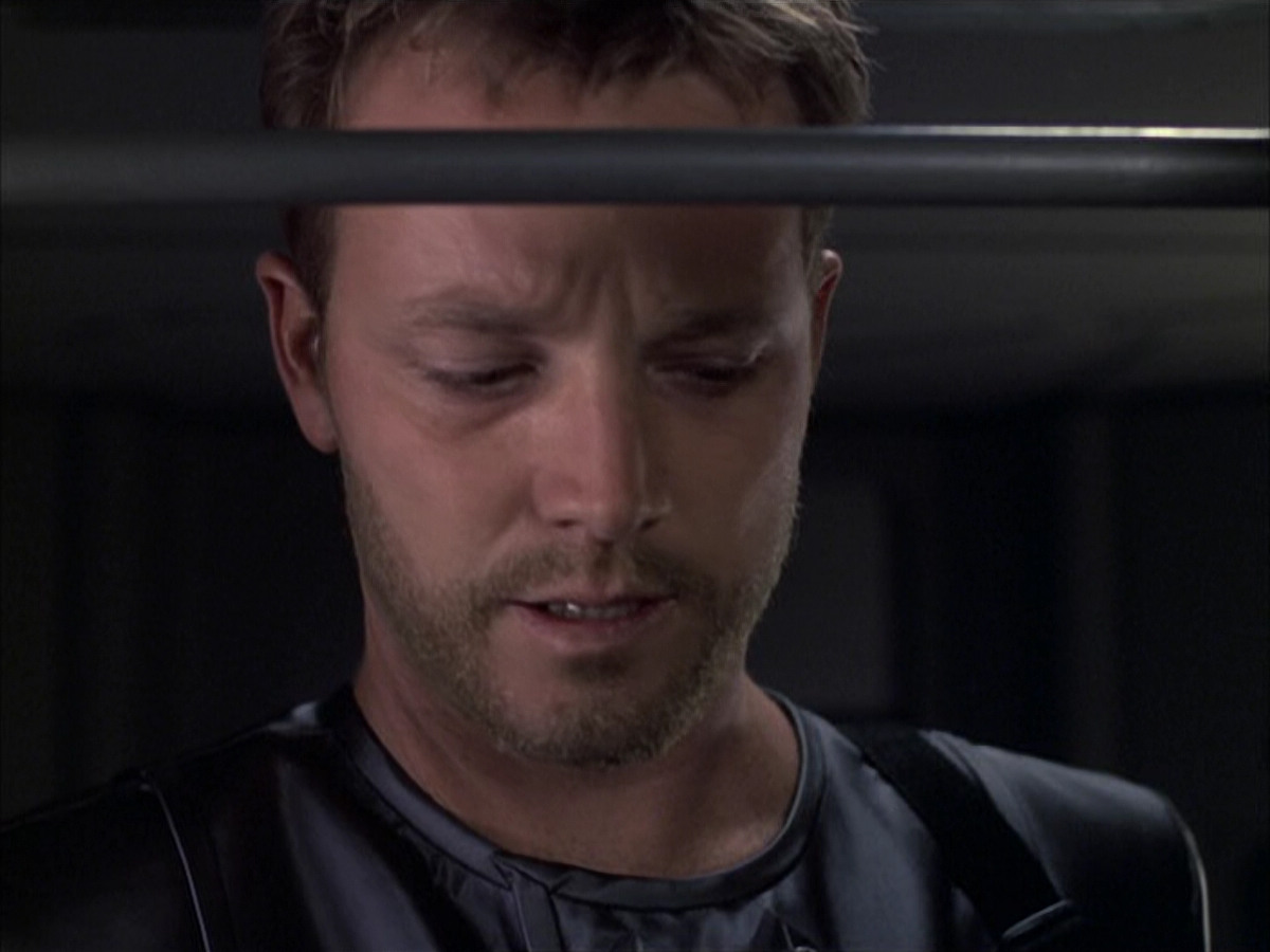 extant_StarTrek_VOY_6x05-Alice_01868.jpg