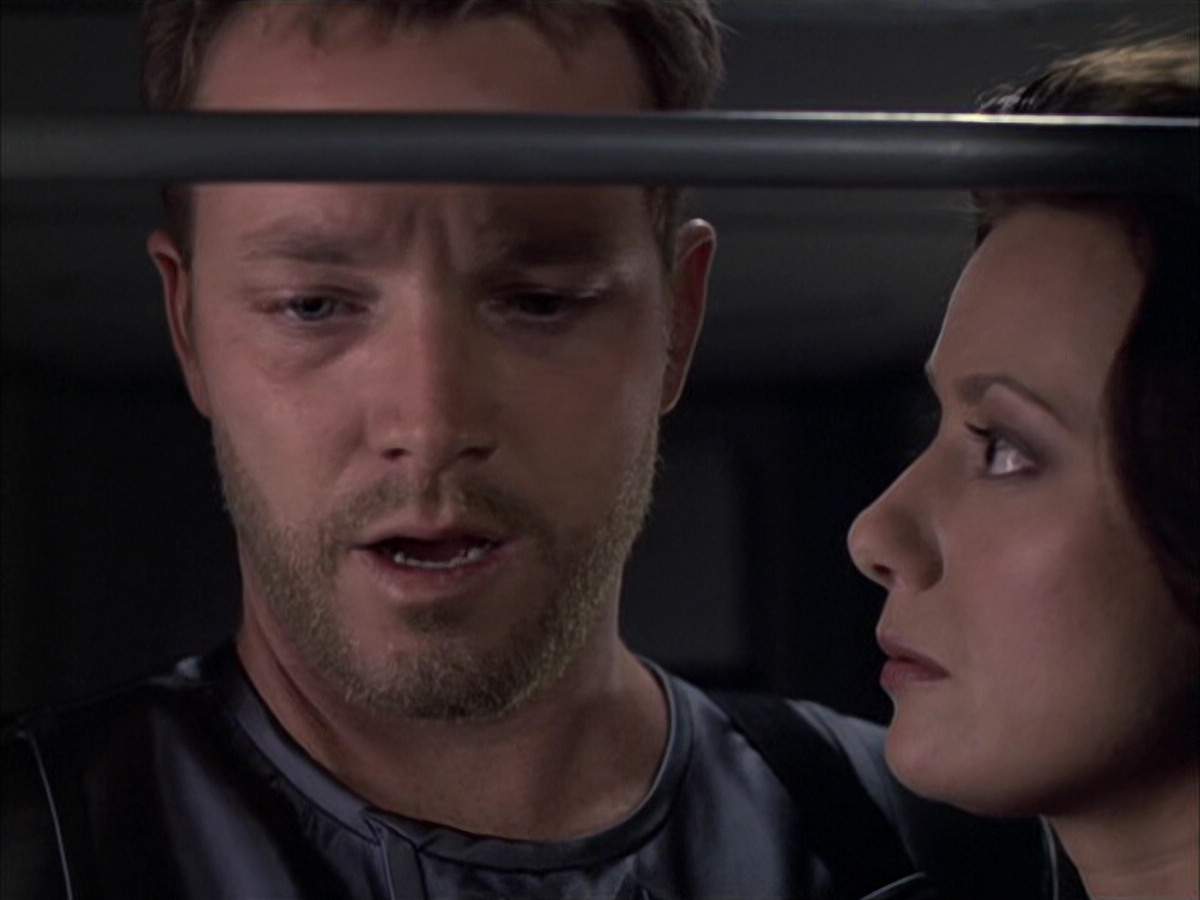 extant_StarTrek_VOY_6x05-Alice_01872.jpg