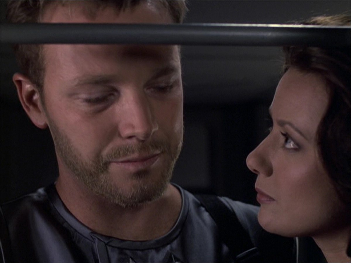 extant_StarTrek_VOY_6x05-Alice_01893.jpg