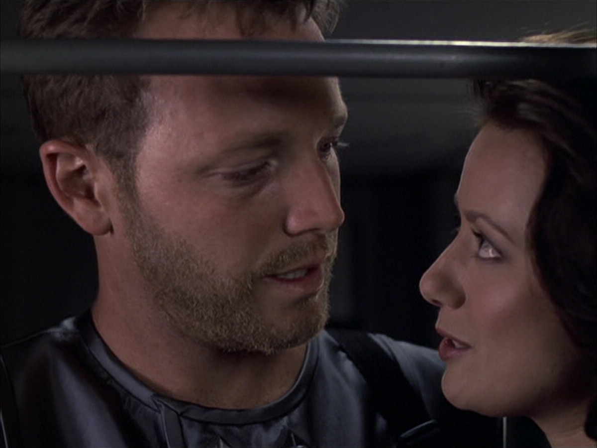 extant_StarTrek_VOY_6x05-Alice_01895.jpg