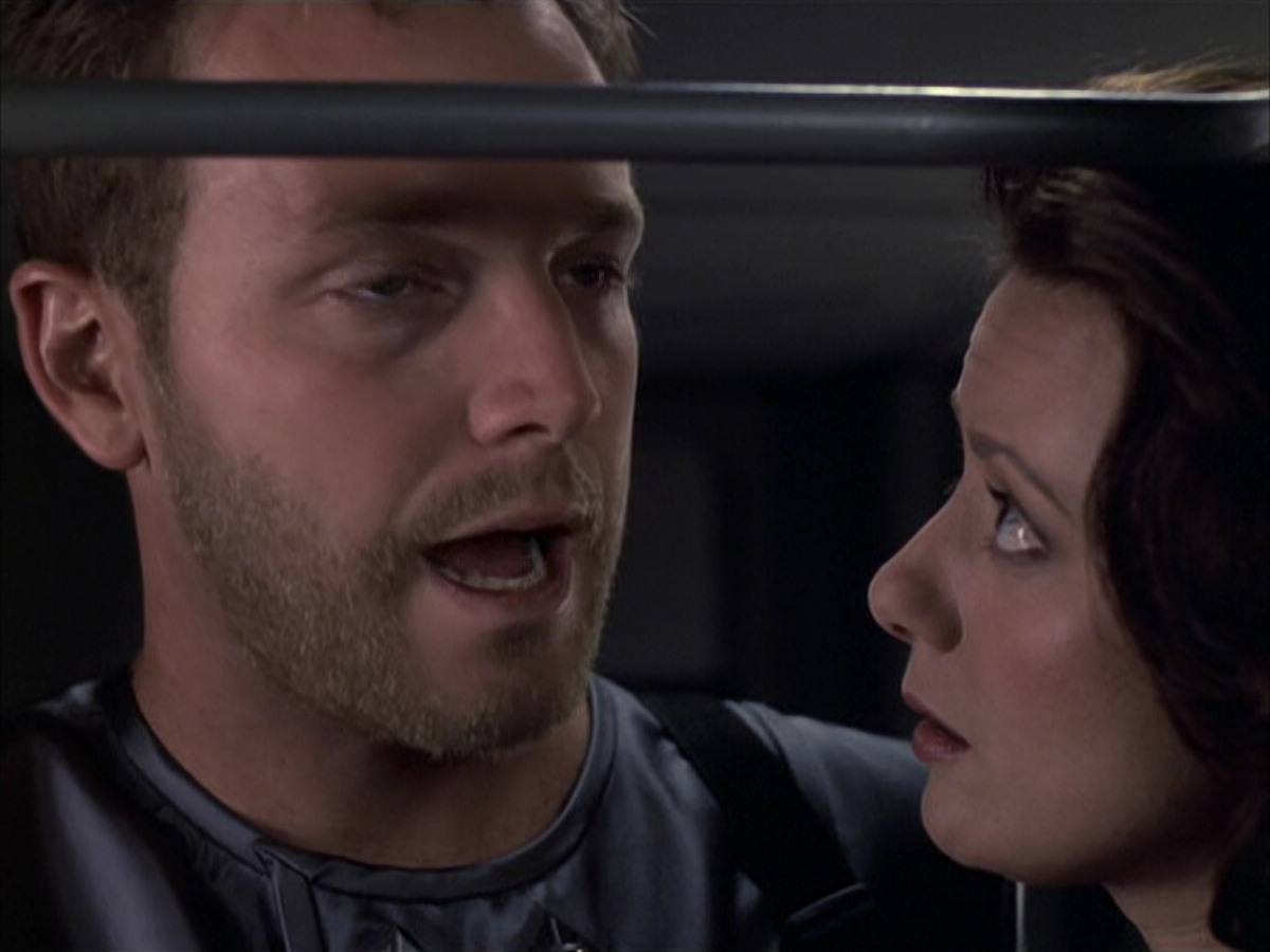extant_StarTrek_VOY_6x05-Alice_01905.jpg