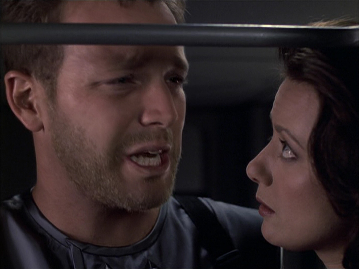 extant_StarTrek_VOY_6x05-Alice_01907.jpg