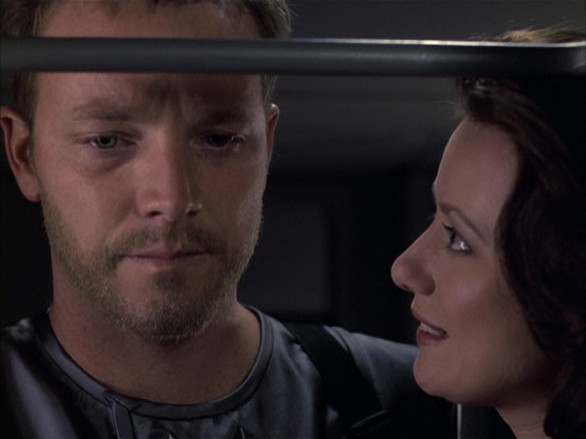 extant_StarTrek_VOY_6x05-Alice_01920.jpg