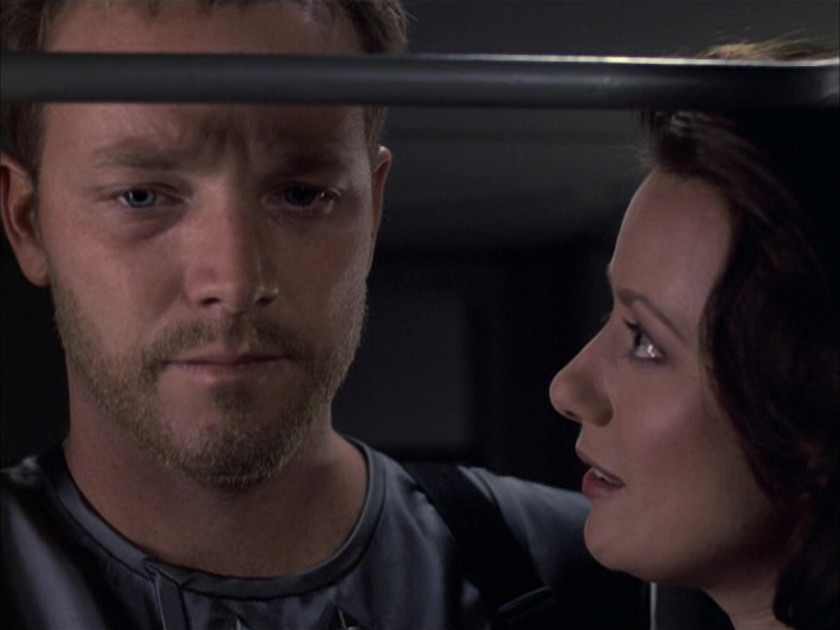 extant_StarTrek_VOY_6x05-Alice_01925.jpg