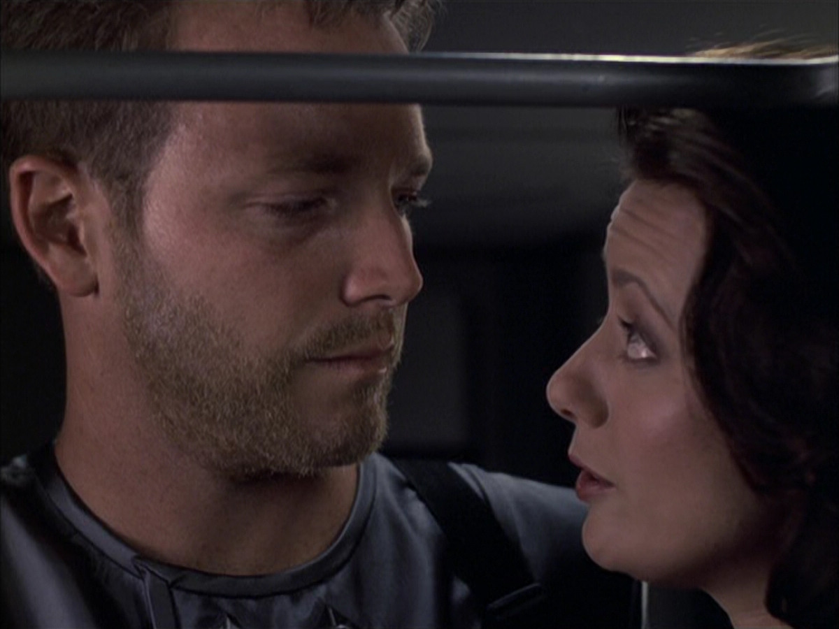 extant_StarTrek_VOY_6x05-Alice_01931.jpg