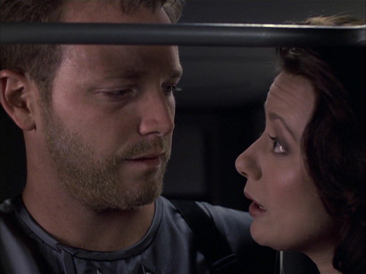 extant_StarTrek_VOY_6x05-Alice_01949.jpg
