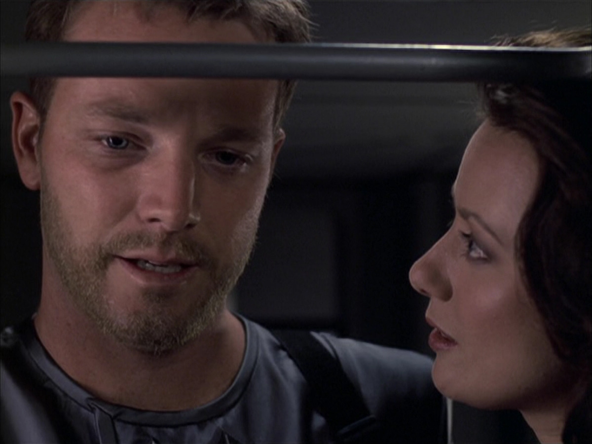 extant_StarTrek_VOY_6x05-Alice_01971.jpg