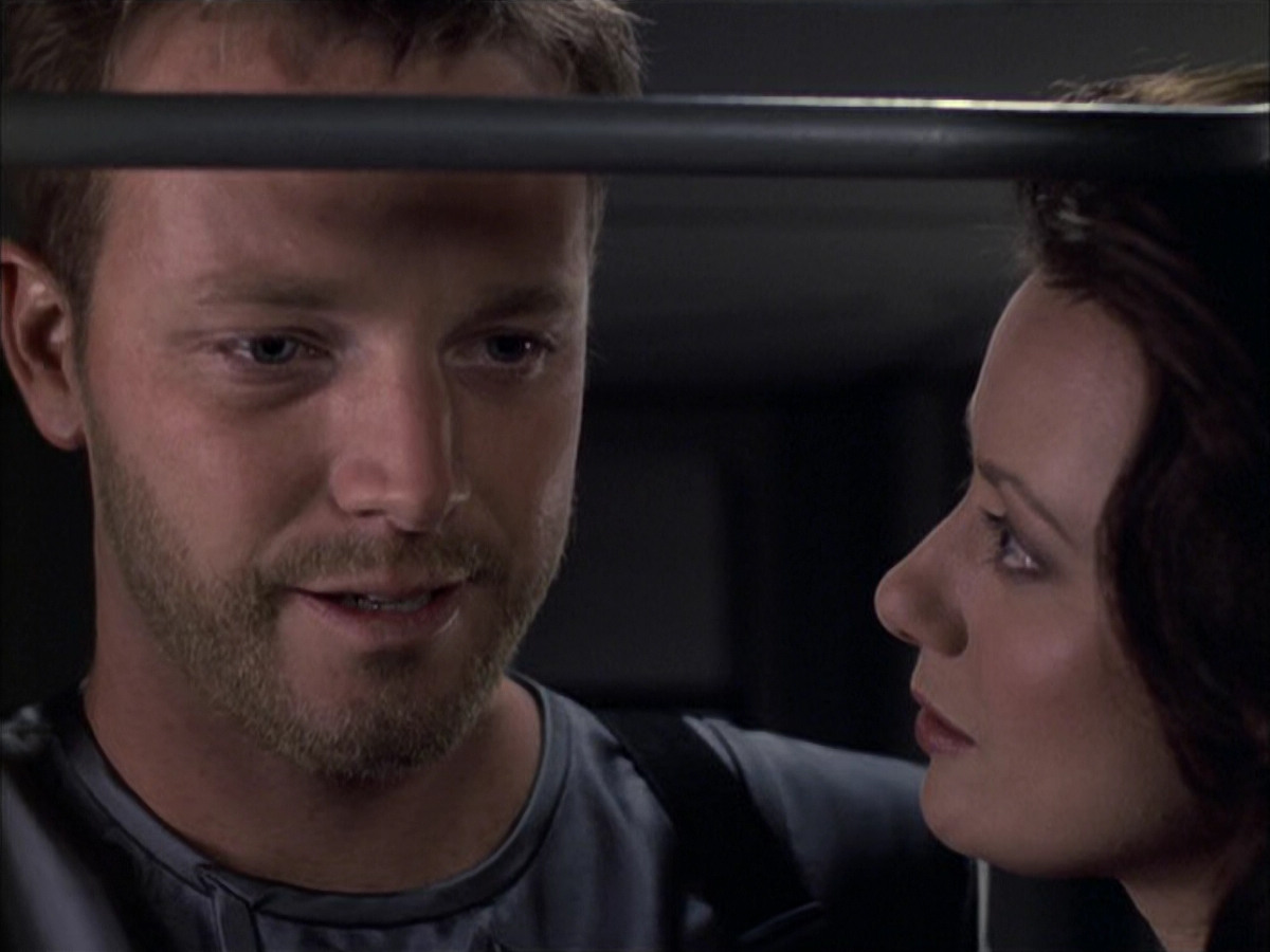 extant_StarTrek_VOY_6x05-Alice_01974.jpg