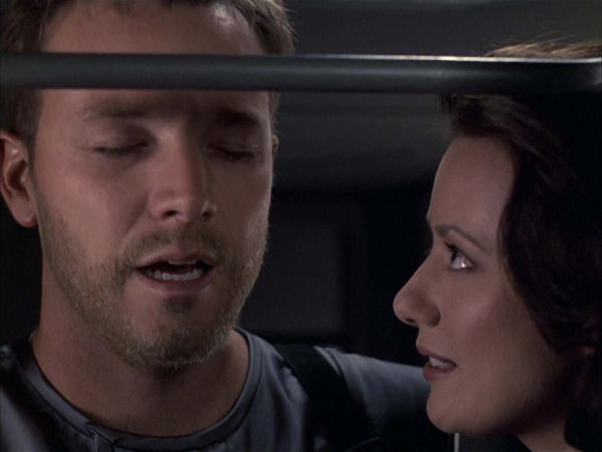 extant_StarTrek_VOY_6x05-Alice_02006.jpg