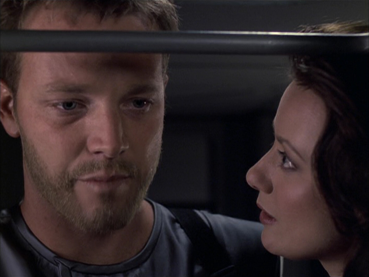 extant_StarTrek_VOY_6x05-Alice_02017.jpg