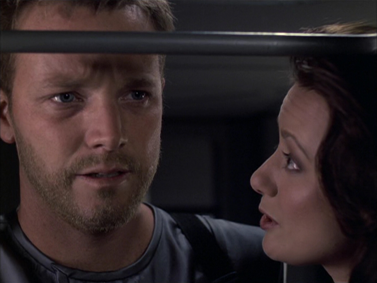 extant_StarTrek_VOY_6x05-Alice_02023.jpg