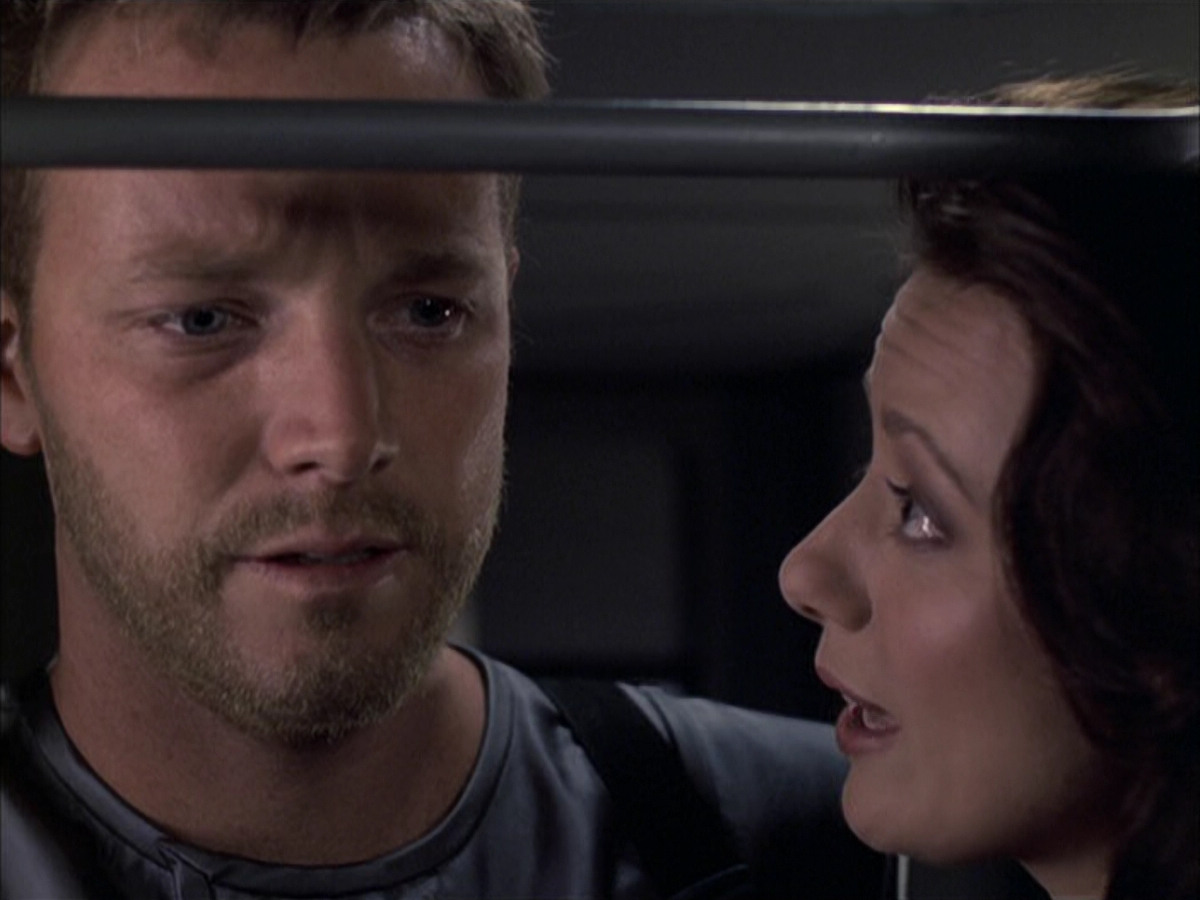 extant_StarTrek_VOY_6x05-Alice_02024.jpg