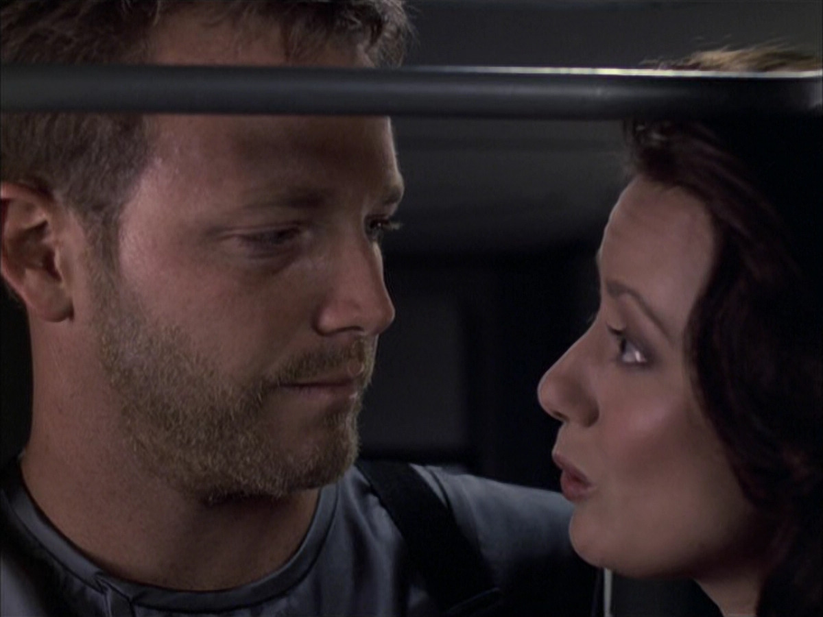 extant_StarTrek_VOY_6x05-Alice_02035.jpg