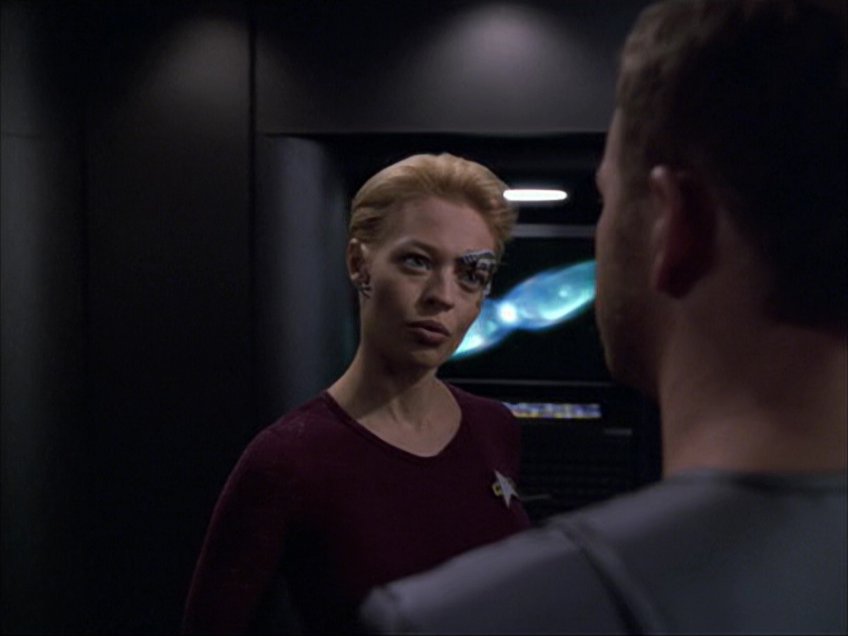 extant_StarTrek_VOY_6x05-Alice_02101.jpg