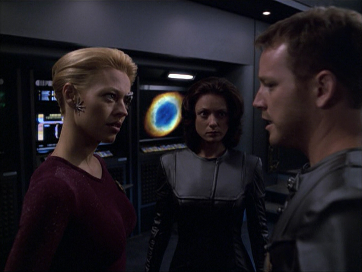 extant_StarTrek_VOY_6x05-Alice_02109.jpg