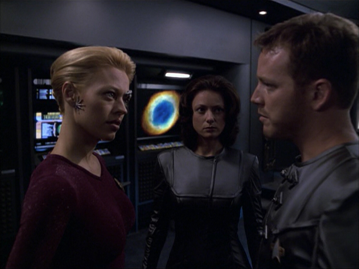 extant_StarTrek_VOY_6x05-Alice_02112.jpg