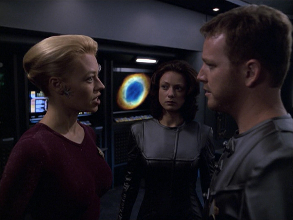 extant_StarTrek_VOY_6x05-Alice_02118.jpg