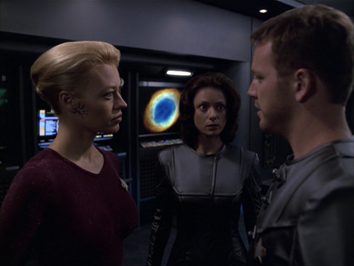 extant_StarTrek_VOY_6x05-Alice_02122.jpg