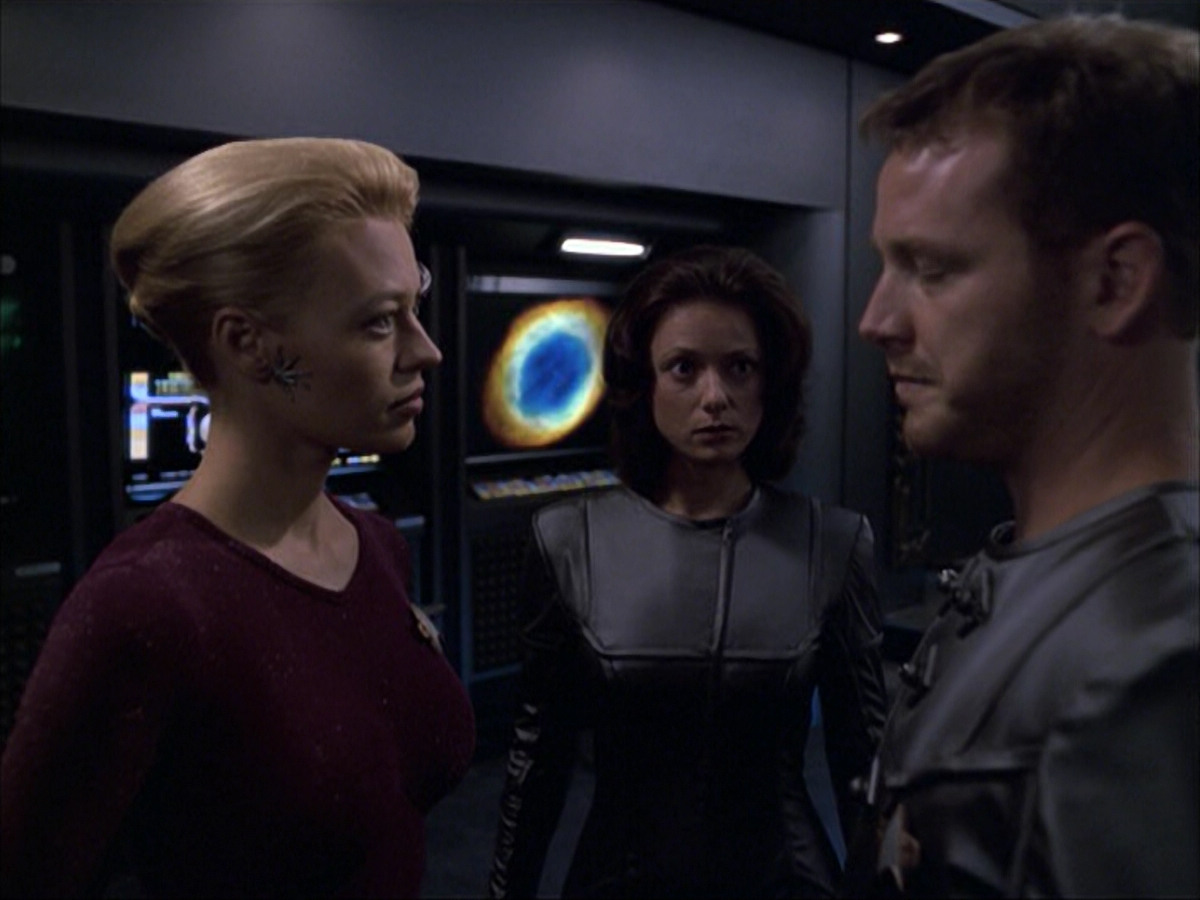 extant_StarTrek_VOY_6x05-Alice_02124.jpg