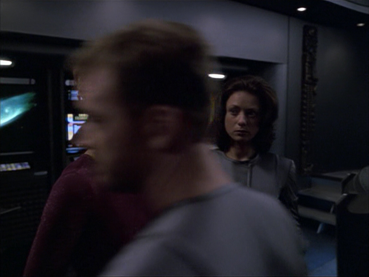 extant_StarTrek_VOY_6x05-Alice_02134.jpg