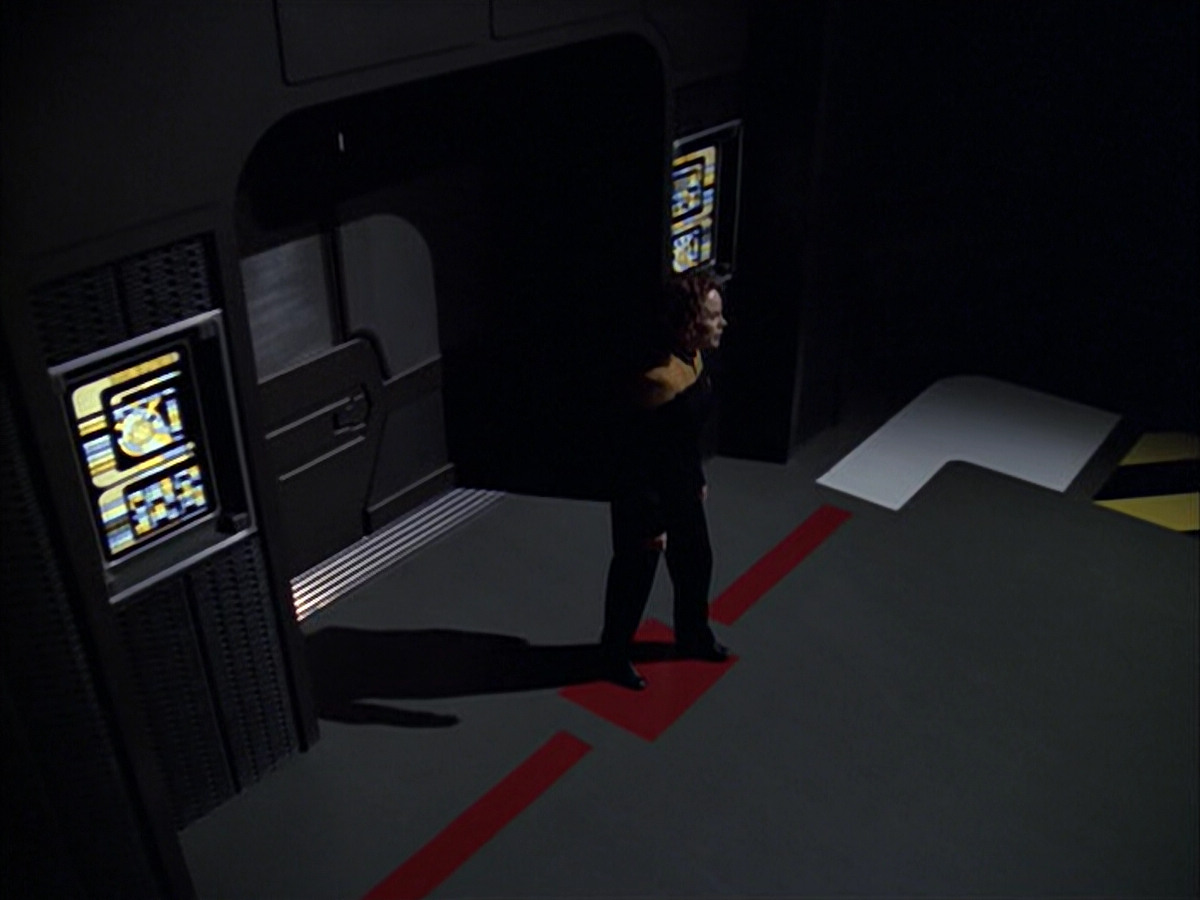 extant_StarTrek_VOY_6x05-Alice_02248.jpg