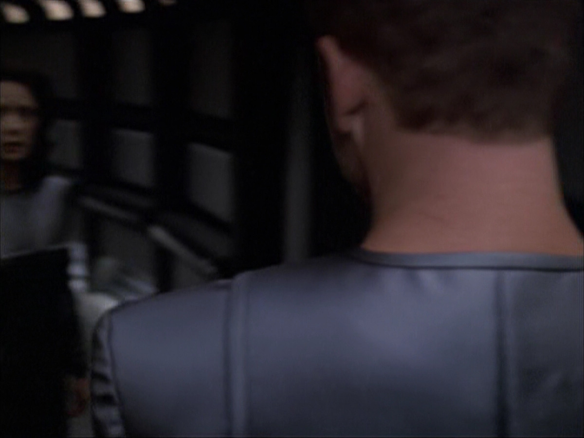 extant_StarTrek_VOY_6x05-Alice_02428.jpg
