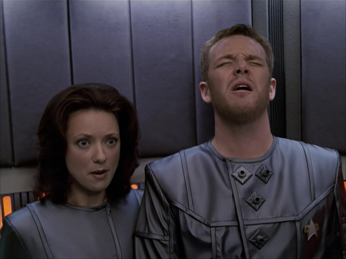 extant_StarTrek_VOY_6x05-Alice_02492.jpg