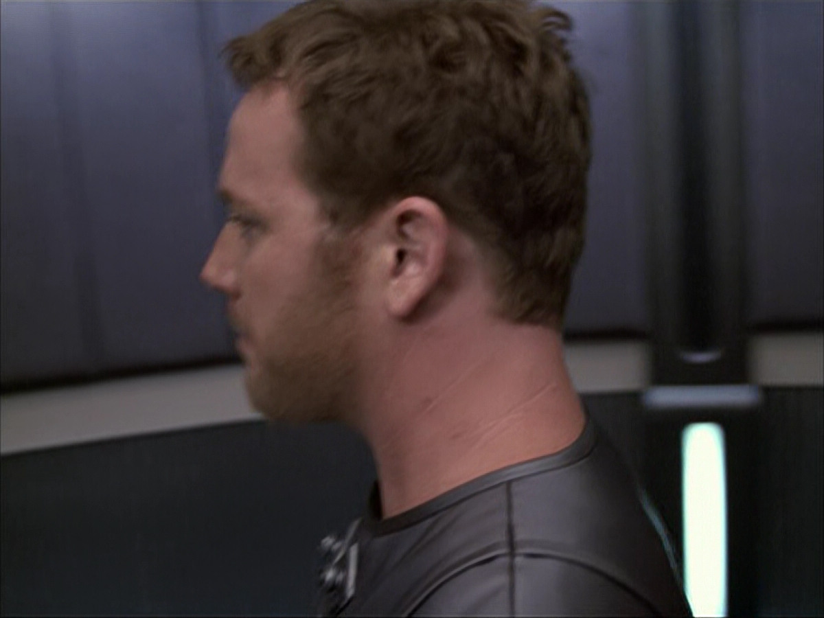 extant_StarTrek_VOY_6x05-Alice_02500.jpg