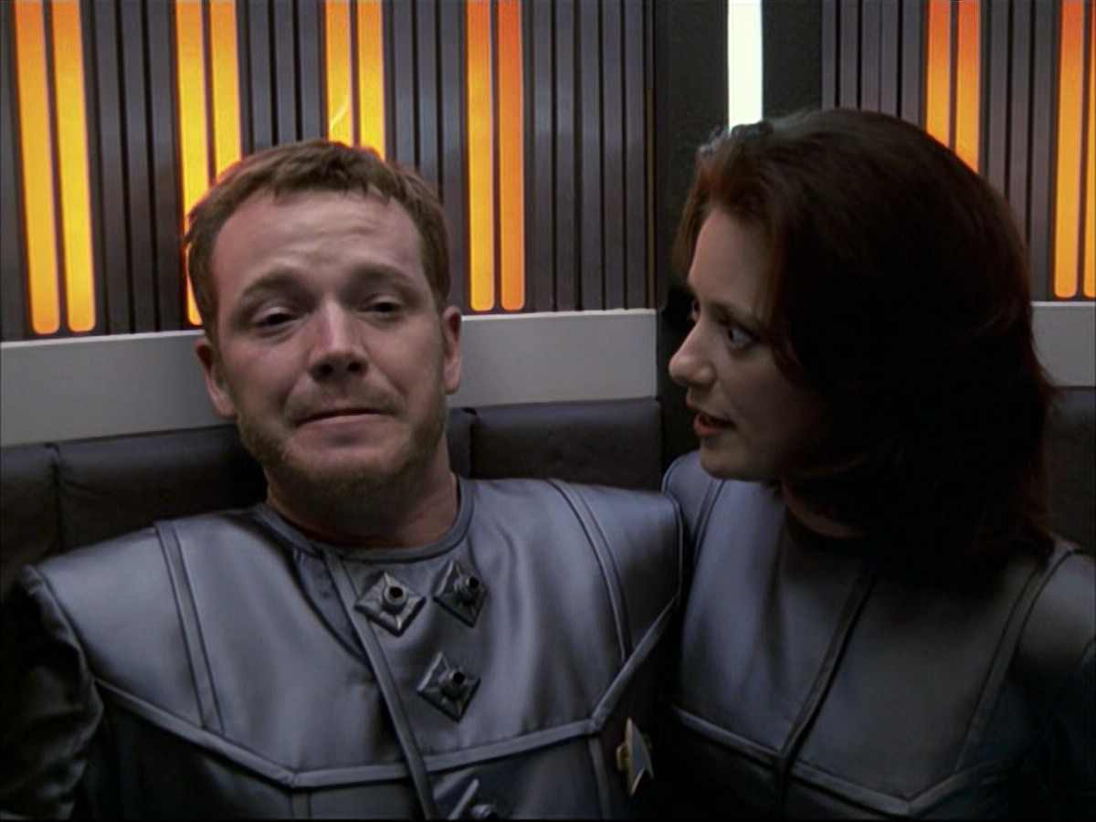 extant_StarTrek_VOY_6x05-Alice_02524.jpg