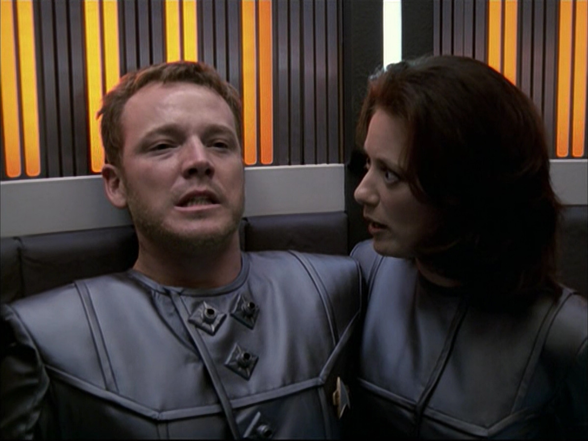 extant_StarTrek_VOY_6x05-Alice_02525.jpg