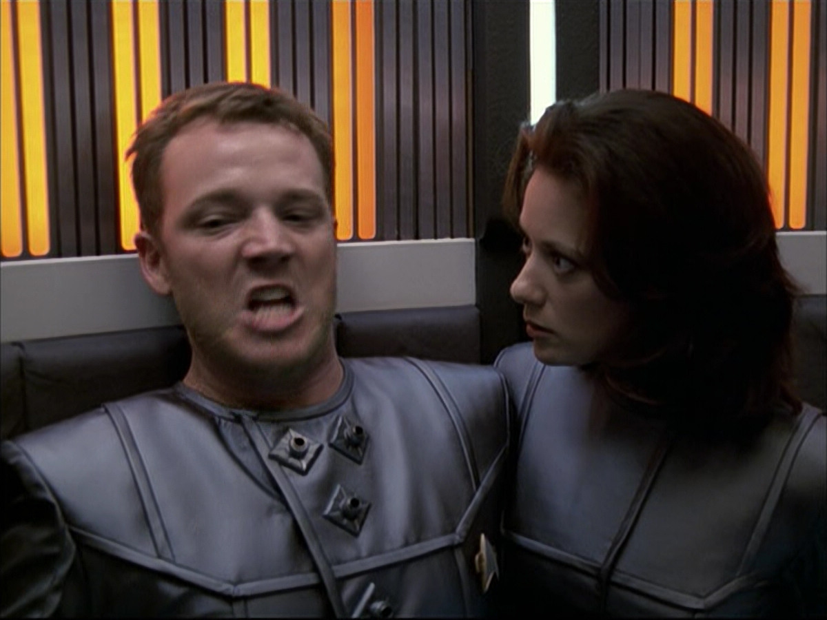 extant_StarTrek_VOY_6x05-Alice_02528.jpg