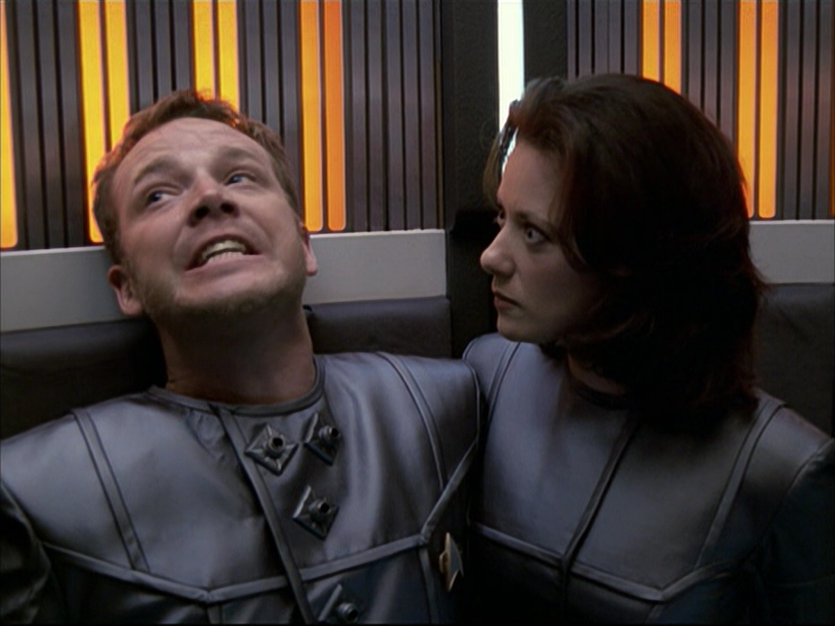 extant_StarTrek_VOY_6x05-Alice_02531.jpg