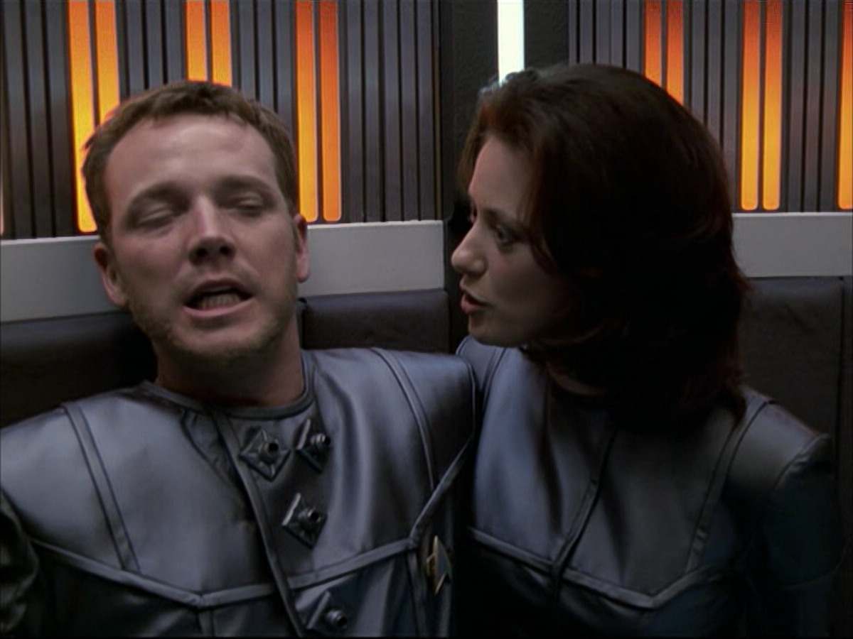 extant_StarTrek_VOY_6x05-Alice_02534.jpg