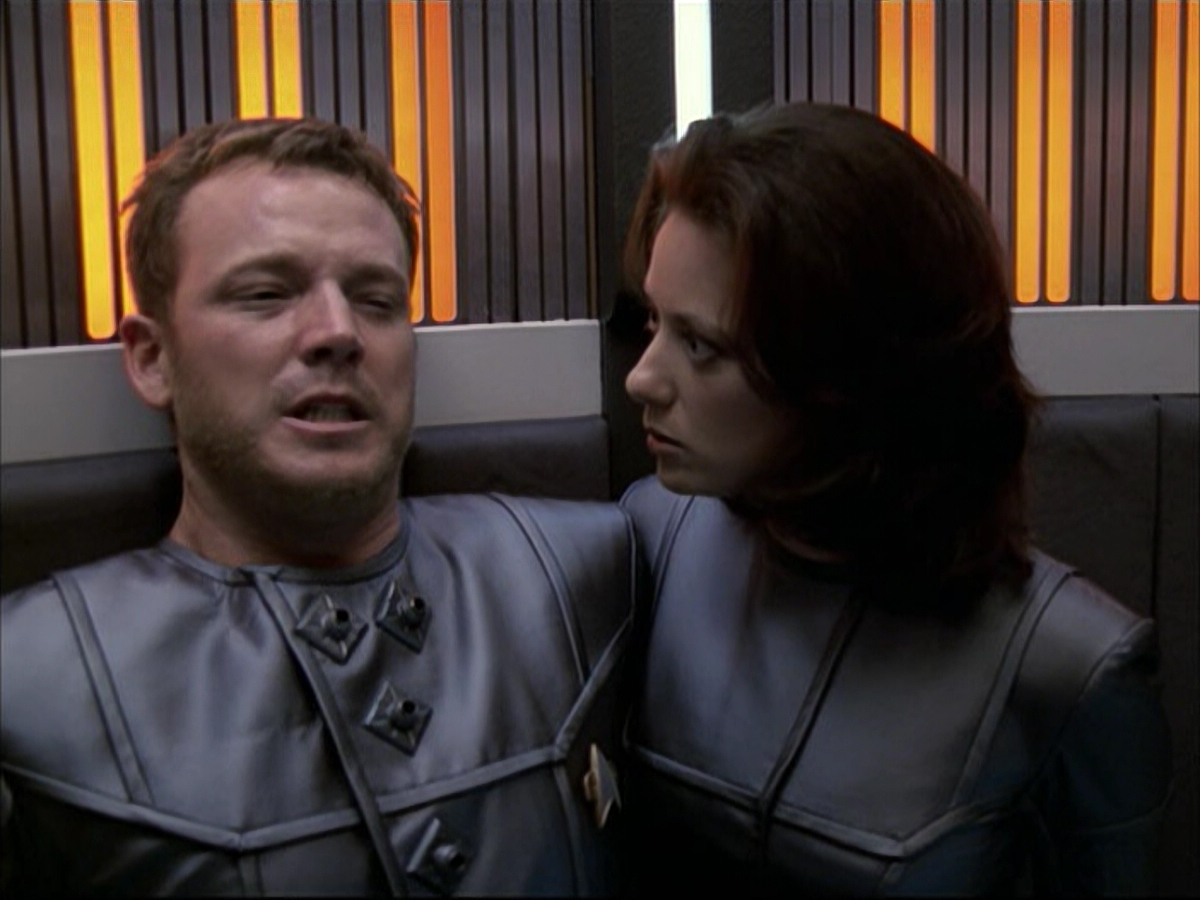 extant_StarTrek_VOY_6x05-Alice_02541.jpg