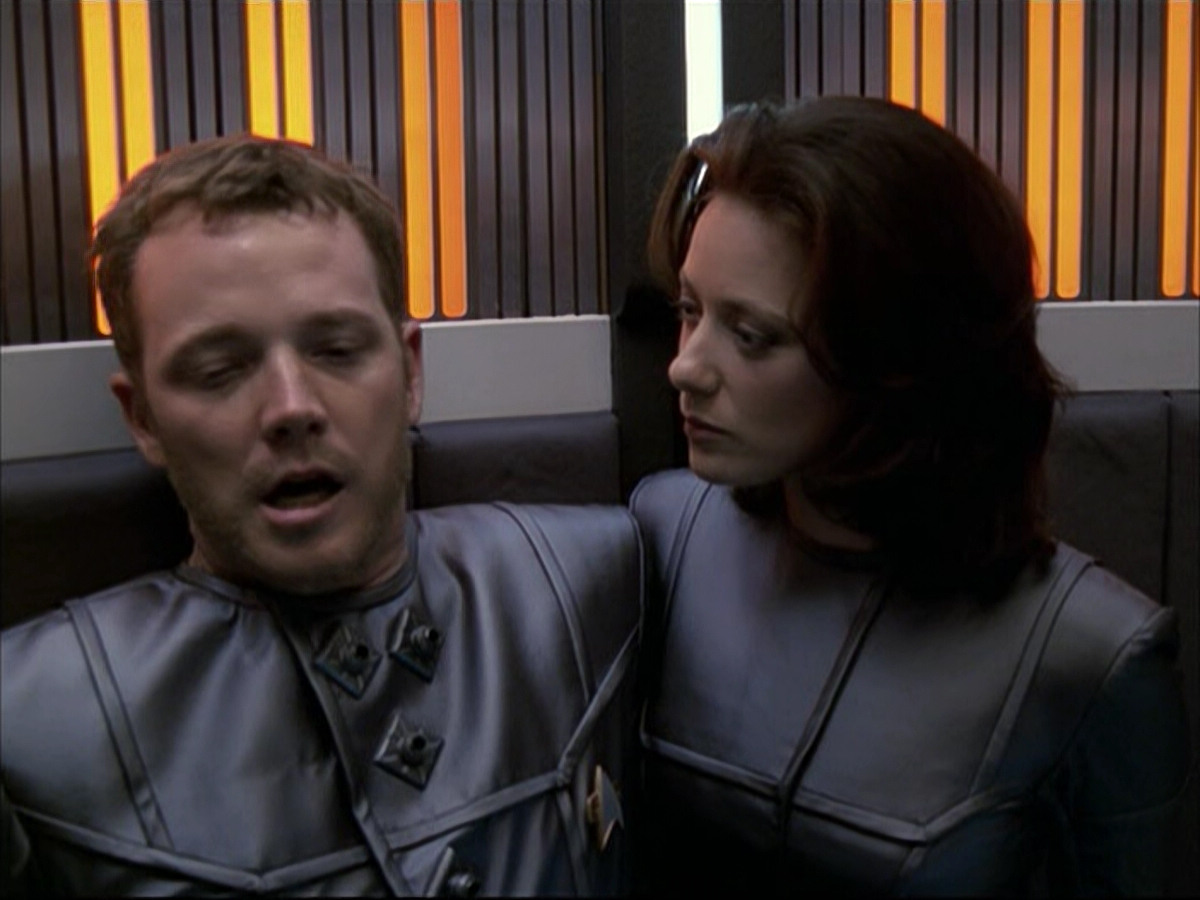 extant_StarTrek_VOY_6x05-Alice_02548.jpg