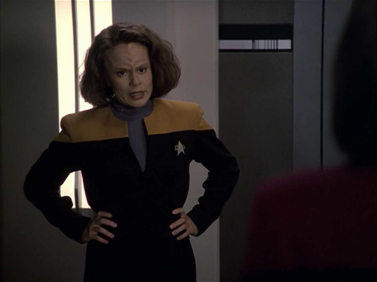 extant_StarTrek_VOY_6x05-Alice_02561.jpg