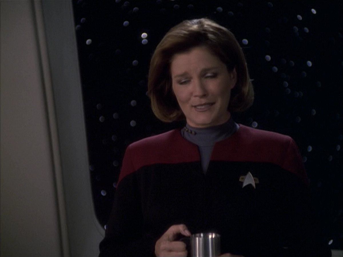 extant_StarTrek_VOY_6x05-Alice_02565.jpg