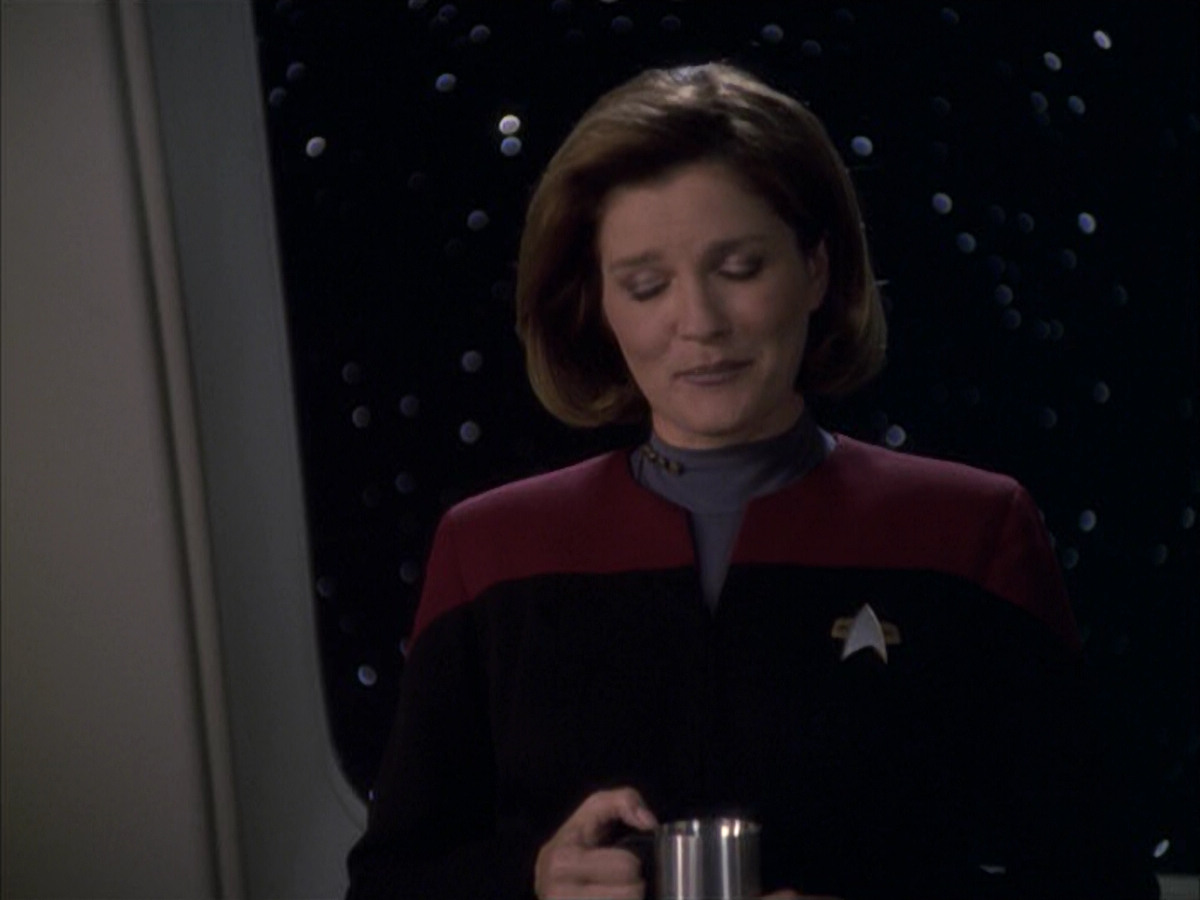 extant_StarTrek_VOY_6x05-Alice_02566.jpg