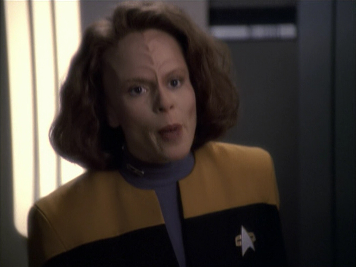 extant_StarTrek_VOY_6x05-Alice_02568.jpg