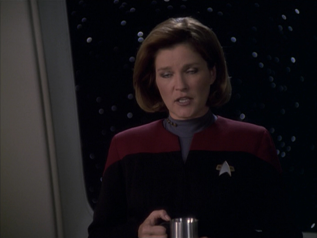 extant_StarTrek_VOY_6x05-Alice_02572.jpg