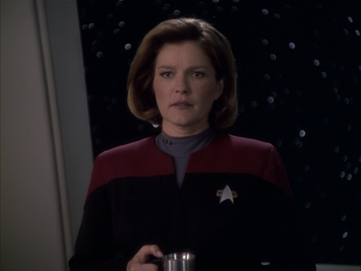 extant_StarTrek_VOY_6x05-Alice_02590.jpg